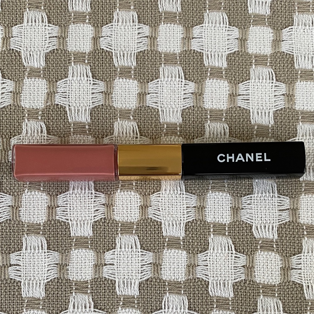 CHANEL Lip Darling Pink #57, Le Rouge Duo Ultra Tenue Gloss